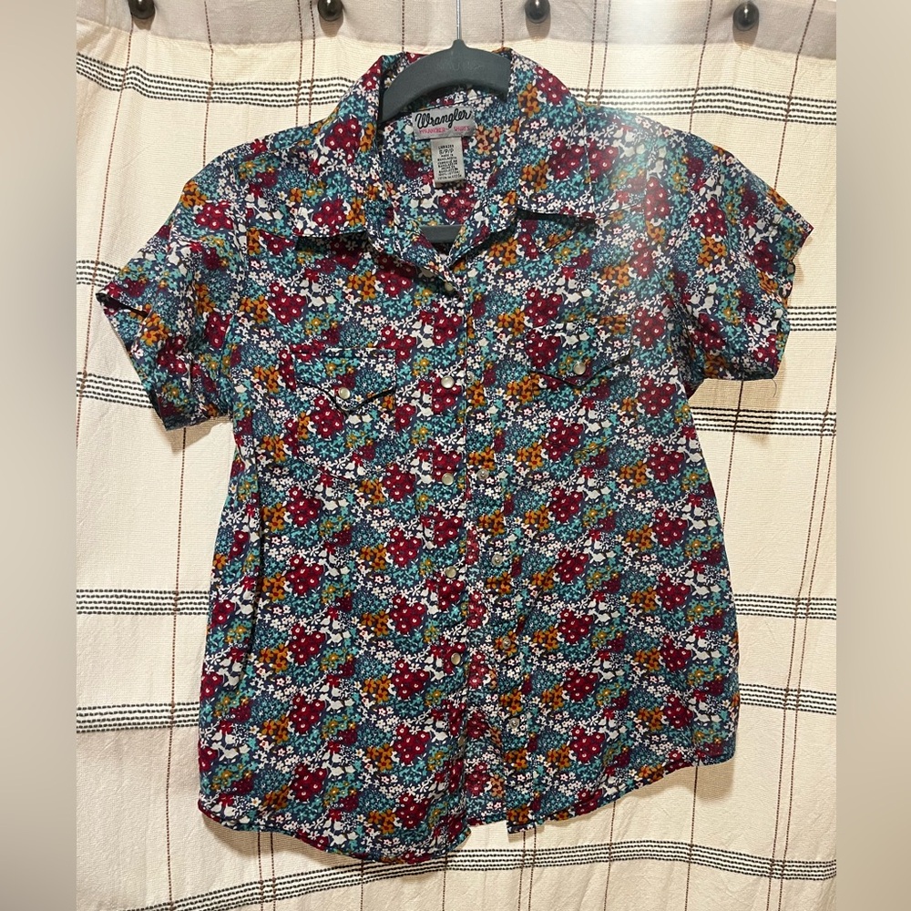 Wrangler Women's Floral Button Down Shirt - Red, Blue, White